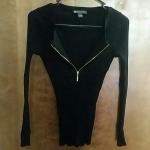 Black zip sweater