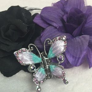 💙💙 Closet Clearance💙💙 Butterfly Hair Clip