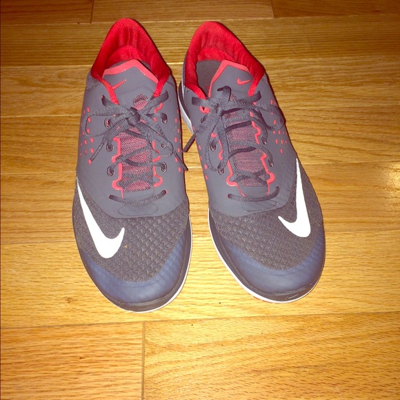 Men's Sz 10 Nike sneakers