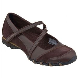 Skechers brown leather and suede Mary Janes