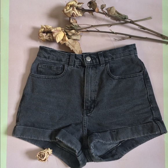 SALE//american apparel jean shorts