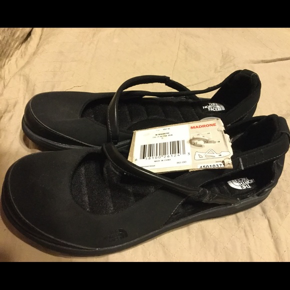 North face madrone shoes black New size 6