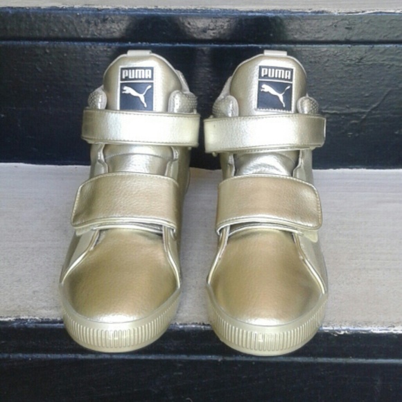 Puma - Picture 3 of 4