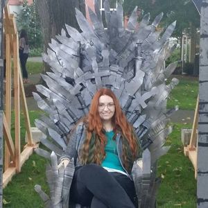 Meet your Posher, Nickee