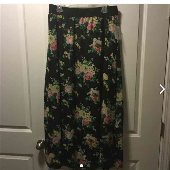 NWT XL Lucy LULAROE