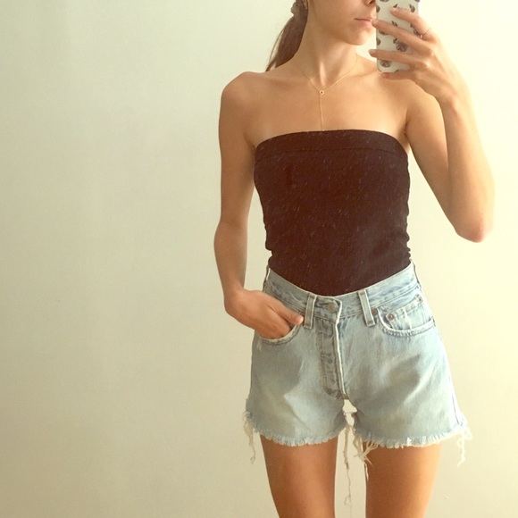 Vintage Levis shorts 24/25