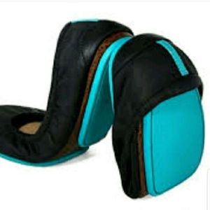 ISO TIEKS SIZE 9 OR 10