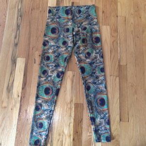 ONZIE peacock yoga leggings