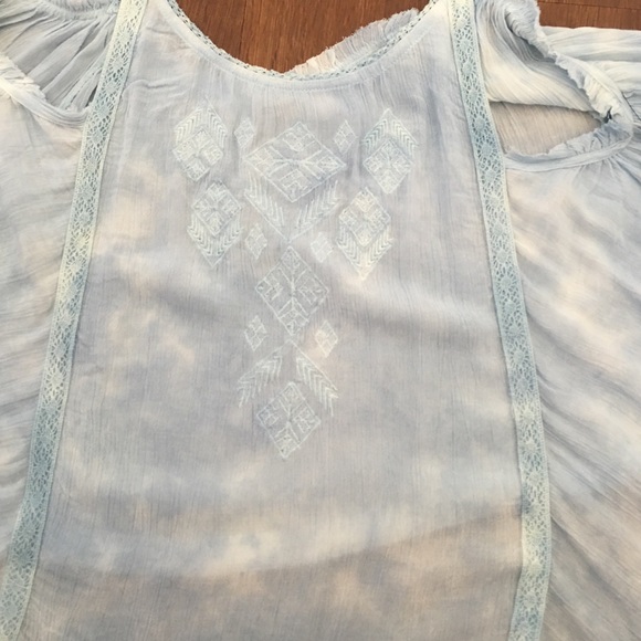 Flowy billabong tank - Picture 2 of 4