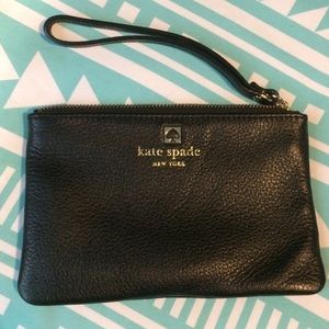Kate Spade Cobble Hill wristlet