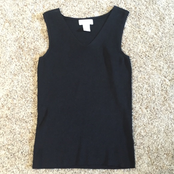 Black Sleeveless Sweater Top