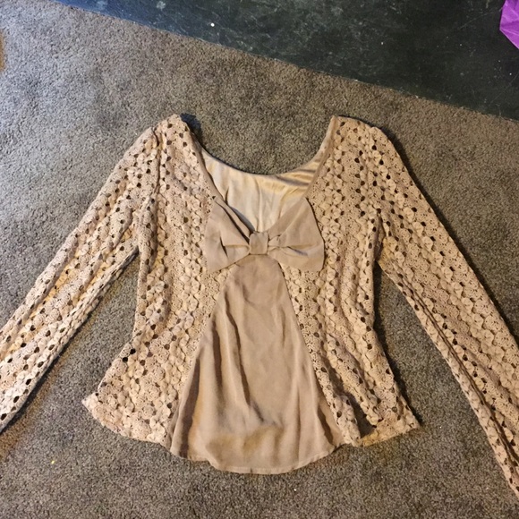 Mocha Peplum Lace Crop Top with Bow back detail