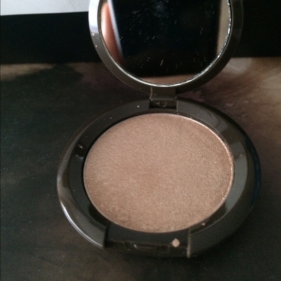 Deluxe size Becca Shimmering Skin Perfector  Opal