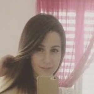 Meet your Posher, Yvis del mar