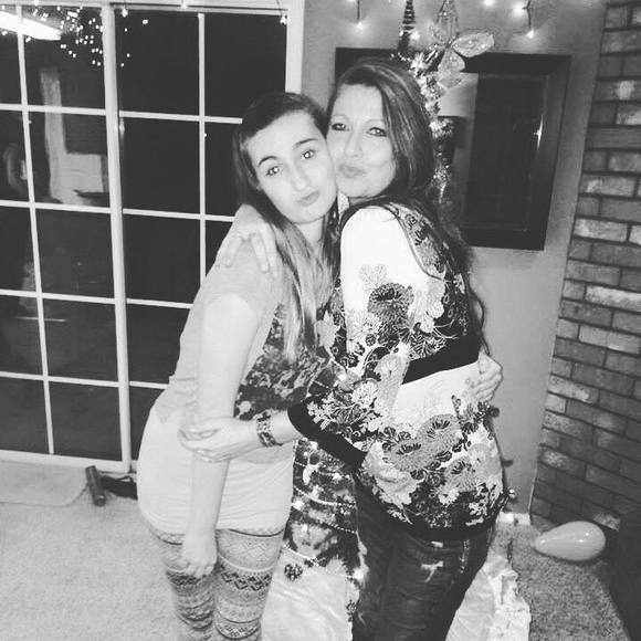 Meet your Posher, Cheryl - Picture 1 of 1