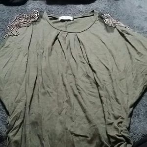 Small cute flowy shirt