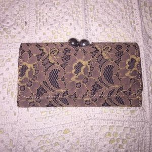 Vintage mauve, tan and black wallet