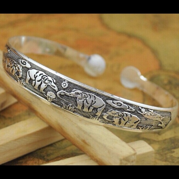 Jewelry - Fun... Boho Gypsy bangle 💄💄