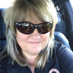 Meet your Posher, Debra