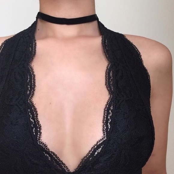 black velvet choker