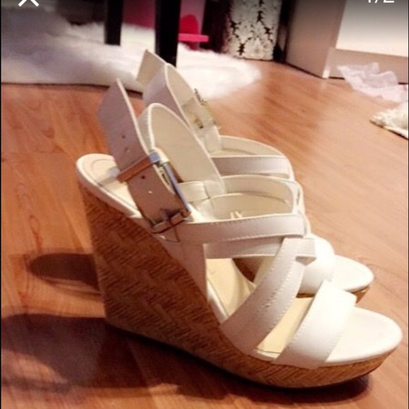 Jessica simpson vince camuto wedges!