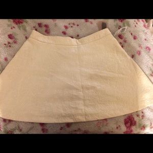 Ivory zipper up skirt