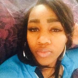 Meet your Posher, Mzmakeithappen