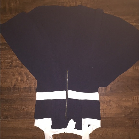 Navy blue dress. Lined with white - Picture 3 of 3