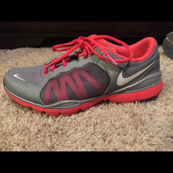 Nike Tennis Shoes!