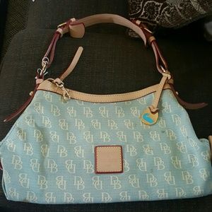 Dooney & Bourke