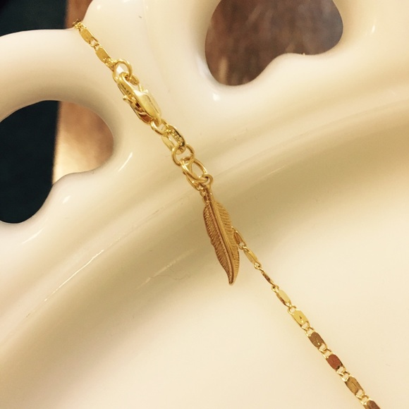 Gorgeous Gold Plated Half Geode Pendant Necklace - Picture 3 of 4