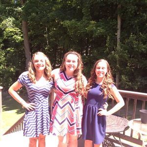 Meet your Posher, Danielle