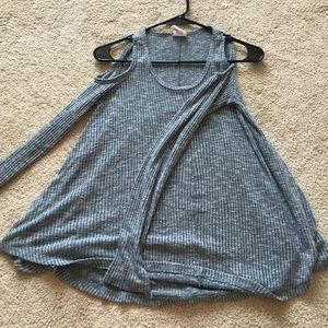Grey cut out shoulder long sleeve sweater