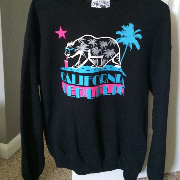 California crewneck