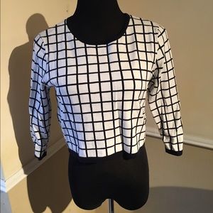 3/4 sleeve short sweater Chanel style