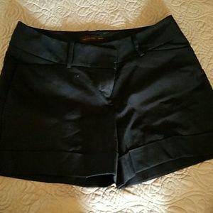 Limited Black cuffed shorts