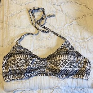 Victoria's Secret swim top large new