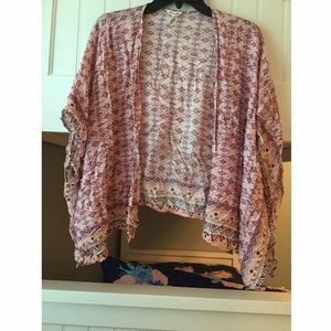 Aeropostale shrug, size small!