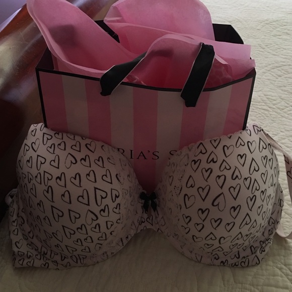 Body by Victoria's Secret Prefect Shape Bra