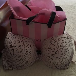 Body by Victoria's Secret Prefect Shape Bra