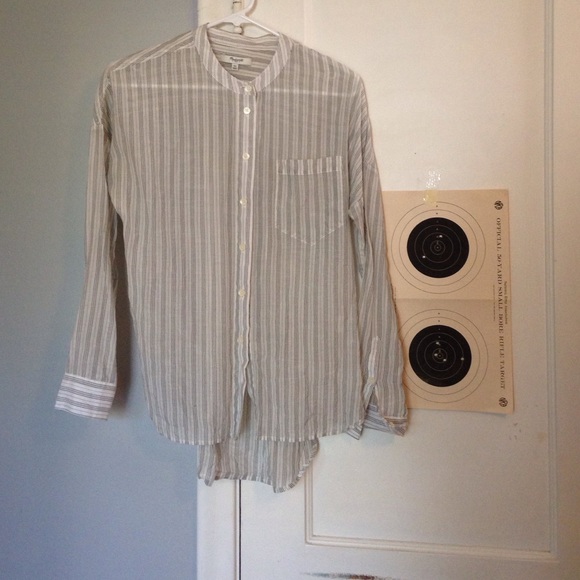 Madewell‼️ collarless button-down blouse. Size XS