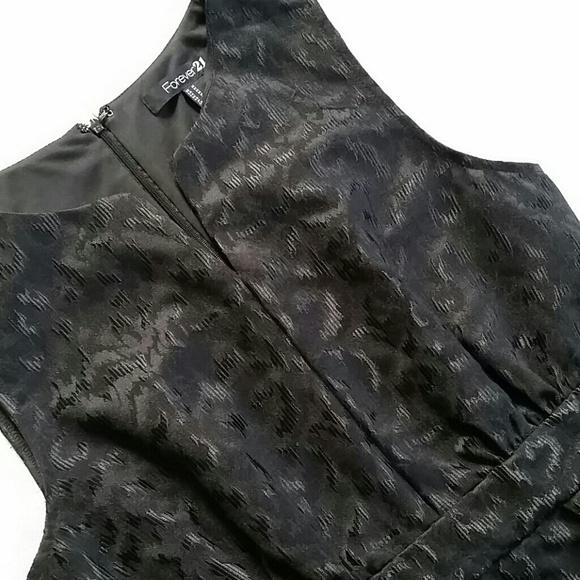 Forever 21 Jacquard Black Mini Dress LBD - Picture 3 of 4