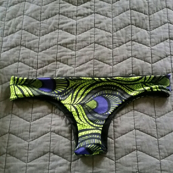 Reversible bikini bottom.