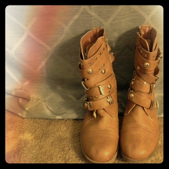 Ankle boots