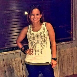 Meet your Posher, Kayla