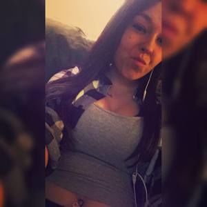 Meet your Posher, Alyaih