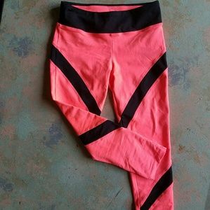 Bebe Sport Compression Workout Capri Tights