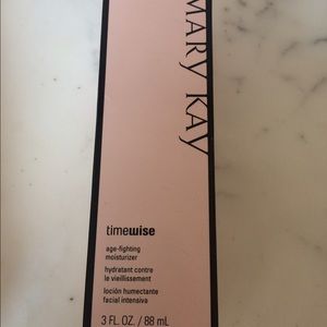 Mary Kay Timewise age-fighting skin care  products