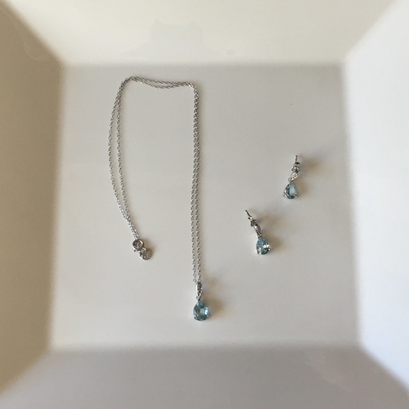 Victoria Townsend Blue Topaz Necklace & Earrings