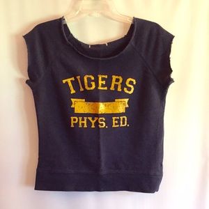 Cutoff Sweater Shirt